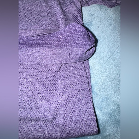 Lululemon Men’s Swiftly Tech Long Sleeve Crew – Size Large – Purple Heather EUC - Picture 3 of 4